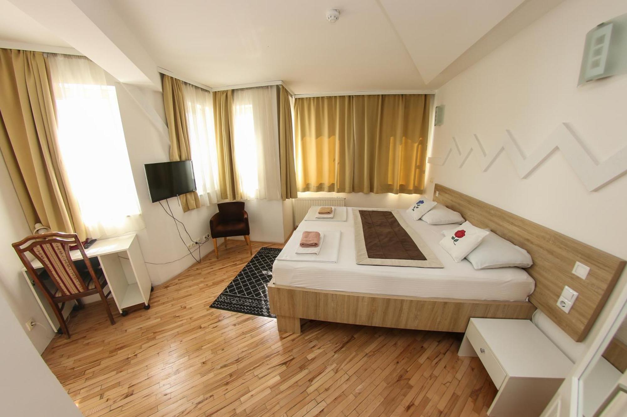 Hayat Hotell 3*
